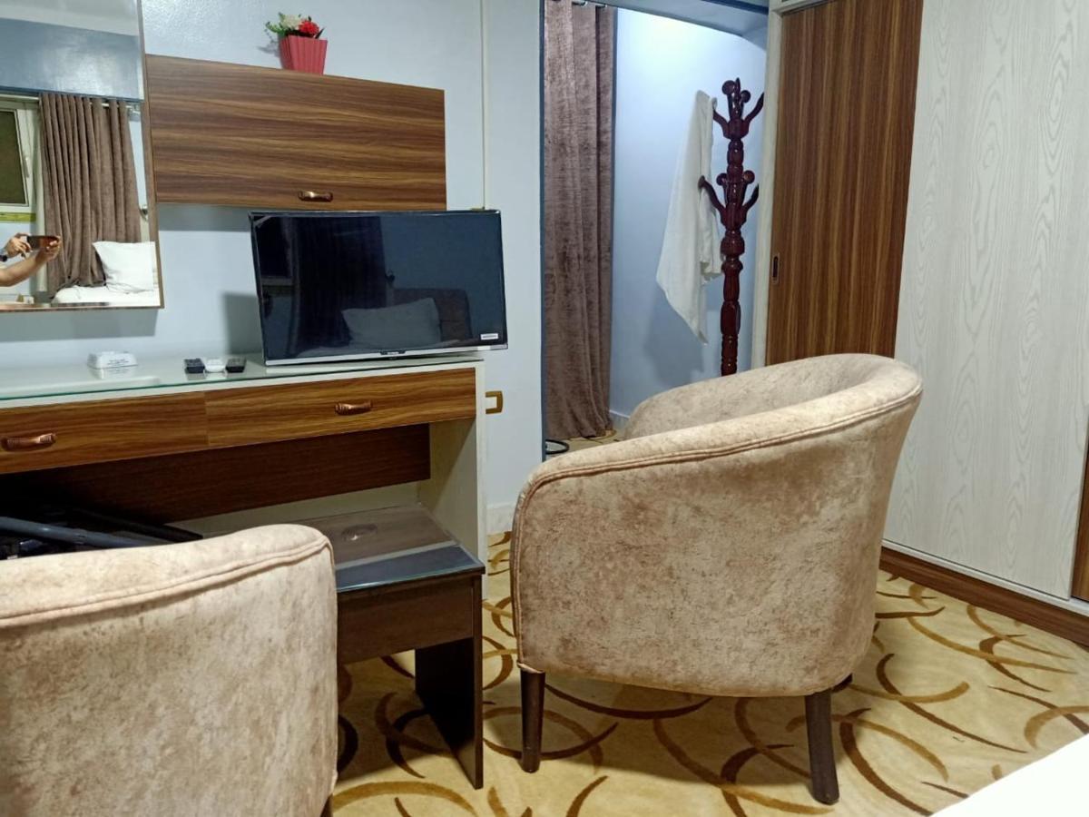 فاكانزا شقة فندقية مفروشة- Vacanze Al Fayyūm Esterno foto